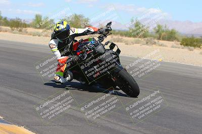 media/Oct-01-2023-SoCal Trackdays (Sun) [[4c570cc352]]/Turn 7 Inside (11am)/